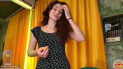 Yana online show from February 1, 2025, 8:05 pm