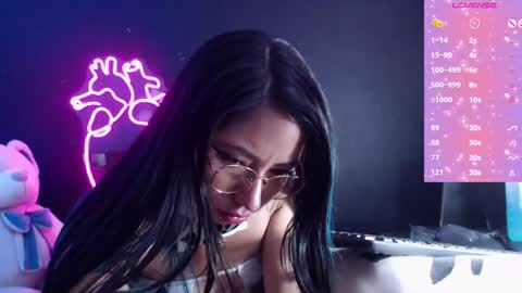 Demy  online show from December 22, 2024, 7:00 am