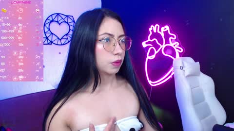 Demy  online show from January 6, 2025, 9:32 pm