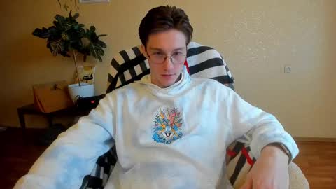 Deni online show from March 6, 2025, 3:13 pm