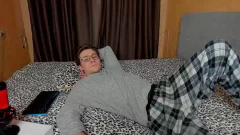 Deni online show from December 17, 2025, 11:38 am