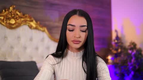 denisedevilles online show from January 14, 2025, 8:52 am