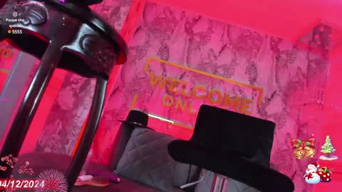 Denise Villareal  online show from December 4, 2024, 8:51 pm