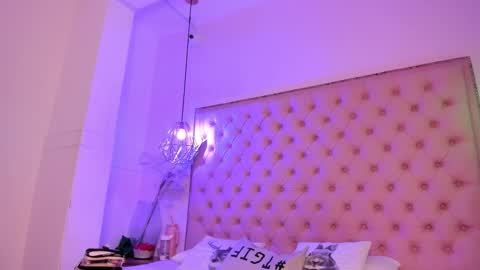 denisse_logan online show from November 10, 2025, 3:16 am