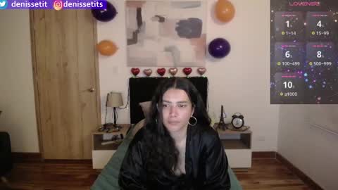 Snapshot of denissetits chatting on February 11, 2025, 8:31 pm online show from February 11, 2025, 8:31 pm
