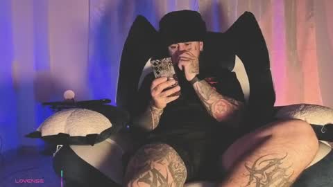 Oliver online show from April 7, 2026, 3:51 am