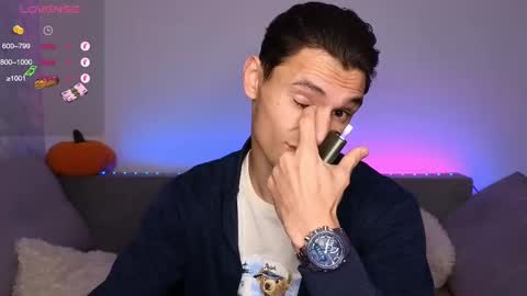 Den online show from October 6, 2025, 1:19 pm