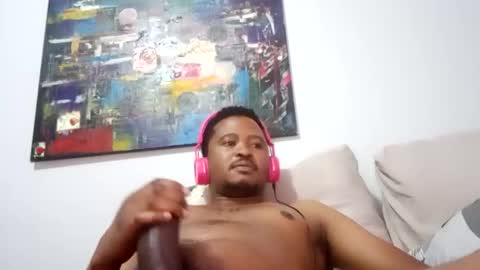 Snapshot of dentzo chatting on May 5, 2026, 5:15 am mastER blACK online show from May 5, 2026, 5:15 am