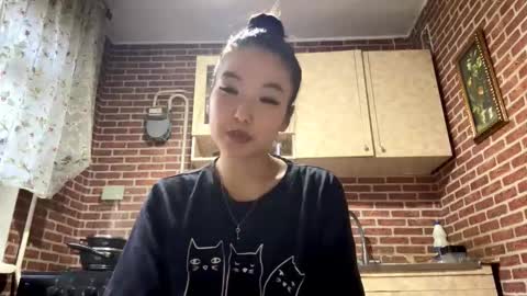 Snapshot of denysebernacchi chatting on November 7, 2025, 11:32 am Emma online show from November 7, 2025, 11:32 am