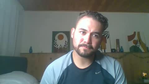 Dereck Mills3 online show from January 6, 2026, 3:43 am