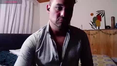 Dereck Mills3 online show from January 14, 2026, 2:39 am