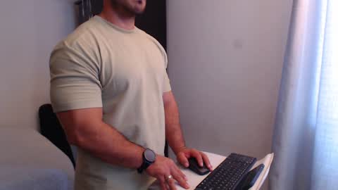 Derek online show from December 29, 2024, 9:20 pm