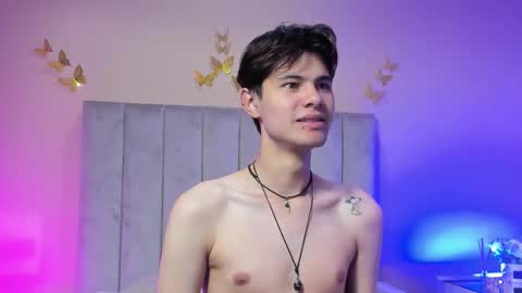 derek_sinn online show from March 22, 2026, 2:09 pm