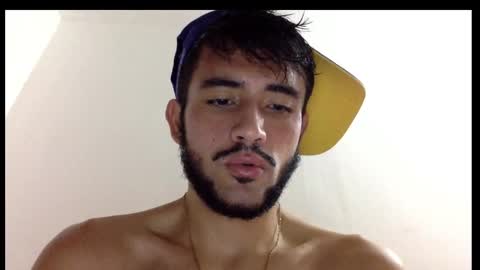 Snapshot of derek_smiith chatting on January 14, 2025, 11:31 am Derek smiith online show from January 14, 2025, 11:31 am