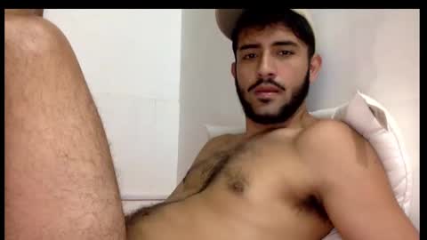 Snapshot of derek_smiith chatting on February 28, 2025, 3:26 pm Derek smiith online show from February 28, 2025, 3:26 pm