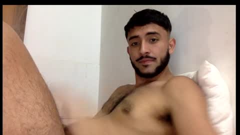 Snapshot of derek_smiith chatting on March 1, 2025, 1:32 am Derek smiith online show from March 1, 2025, 1:32 am