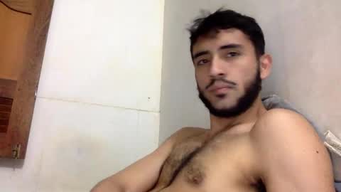 Snapshot of derek_smiith chatting on September 28, 2025, 2:11 pm Derek smiith online show from September 28, 2025, 2:11 pm