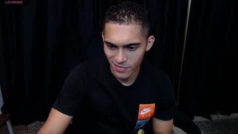 D E R E K online show from November 15, 2025, 10:56 am