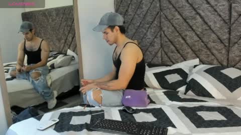 derek_voss online show from May 28, 2026, 12:24 pm