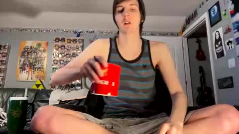 derekdings online show from March 17, 2026, 8:23 pm