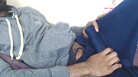 Snapshot of derekthetruth2 chatting on February 25, 2026, 6:39 pm derekthetruth2 online show from February 25, 2026, 6:39 pm