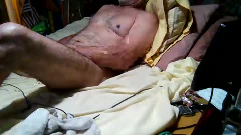 derick1961 online show from February 17, 2026, 11:33 pm