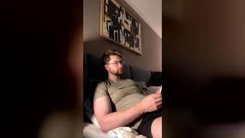 derkleinerabauke online show from July 5, 2026, 7:32 pm