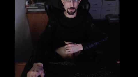 Snapshot of dermattes chatting on February 8, 2025, 3:53 pm dermattes online show from February 8, 2025, 3:53 pm