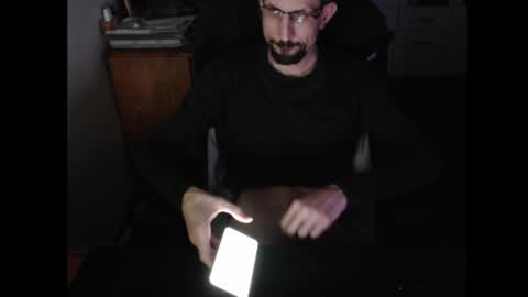 dermattes online show from January 18, 2026, 2:10 pm