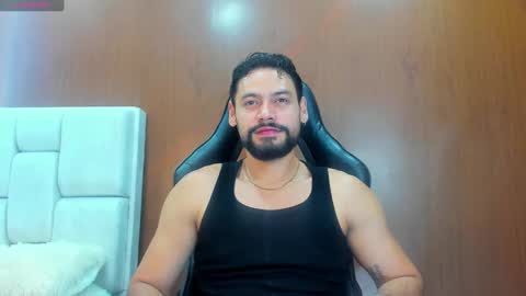 DerryBigger CM online show from October 24, 2025, 6:15 pm