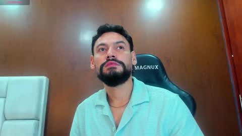 DerryBigger CM online show from November 21, 2025, 7:12 pm