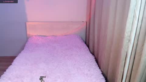 Snapshot of des_ch chatting on January 26, 2025, 9:40 pm Ari online show from January 26, 2025, 9:40 pm