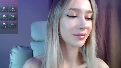 Snapshot of des_ch chatting on October 12, 2025, 5:12 pm Ari online show from October 12, 2025, 5:12 pm