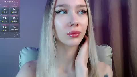 Snapshot of des_ch chatting on November 27, 2025, 5:15 pm Ari online show from November 27, 2025, 5:15 pm