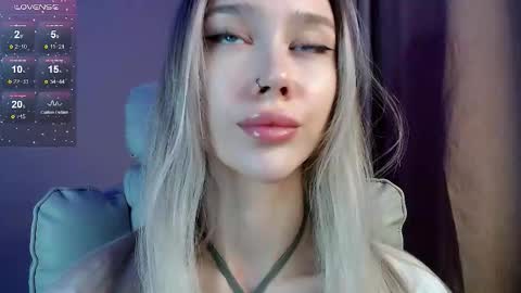 Snapshot of des_ch chatting on March 1, 2026, 5:15 pm Ari online show from March 1, 2026, 5:15 pm