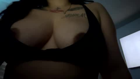 deseemora99 online show from September 14, 2025, 7:18 am