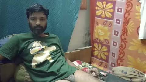 desi_boy799417 online show from November 19, 2025, 6:13 am