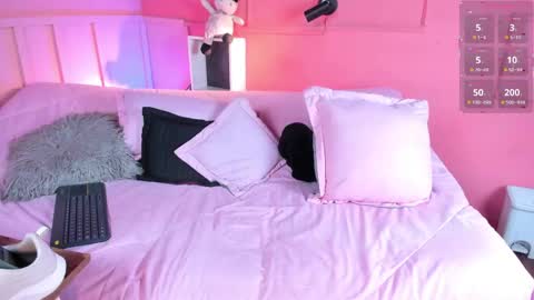 NTMY guys im a kinda desi from Medellin  online show from May 15, 2026, 9:11 pm