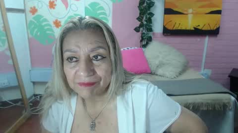 Snapshot of desire_latin chatting on April 29, 2026, 5:41 pm VALERIA online show from April 29, 2026, 5:41 pm