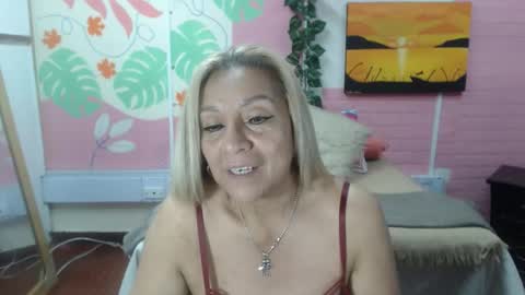 Snapshot of desire_latin chatting on May 9, 2026, 4:45 pm VALERIA online show from May 9, 2026, 4:45 pm