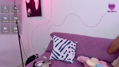 TORI AND MR. BEAR online show from October 7, 2025, 11:51 am