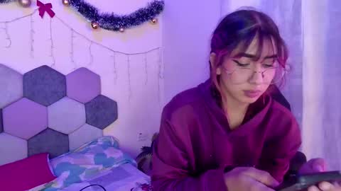 TORI AND MR. BEAR online show from December 13, 2025, 7:53 pm