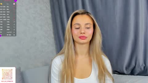 Willow online show from November 21, 2025, 6:12 am