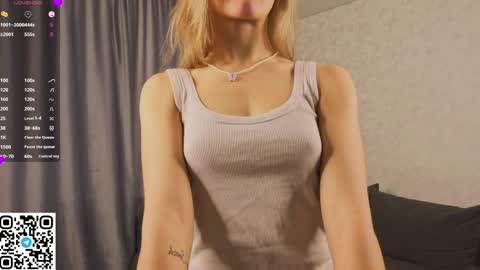 Snapshot of desireeclipse chatting on April 3, 2026, 5:05 am Willow online show from April 3, 2026, 5:05 am