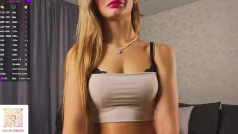 Snapshot of desireeclipse chatting on April 9, 2026, 5:07 am Willow online show from April 9, 2026, 5:07 am