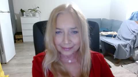Snapshot of desiresofia chatting on January 12, 2025, 3:03 pm S O F I A online show from January 12, 2025, 3:03 pm