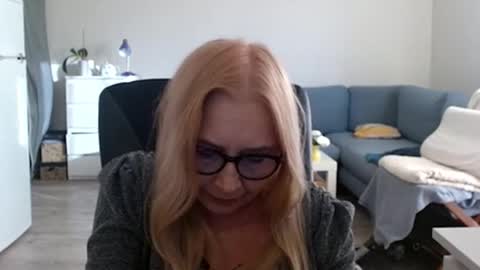 Snapshot of desiresofia chatting on February 22, 2025, 2:41 pm S O F I A online show from February 22, 2025, 2:41 pm