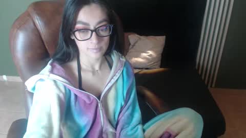 Desiring Angel online show from December 18, 2024, 10:30 am