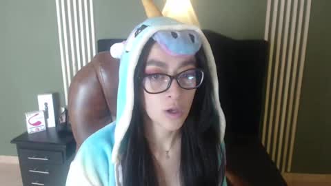 Desiring Angel online show from December 18, 2024, 1:34 pm