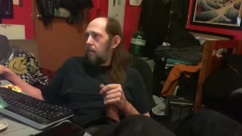 Snapshot of desolation2012 chatting on January 11, 2025, 6:03 am desolation2012 online show from January 11, 2025, 6:03 am